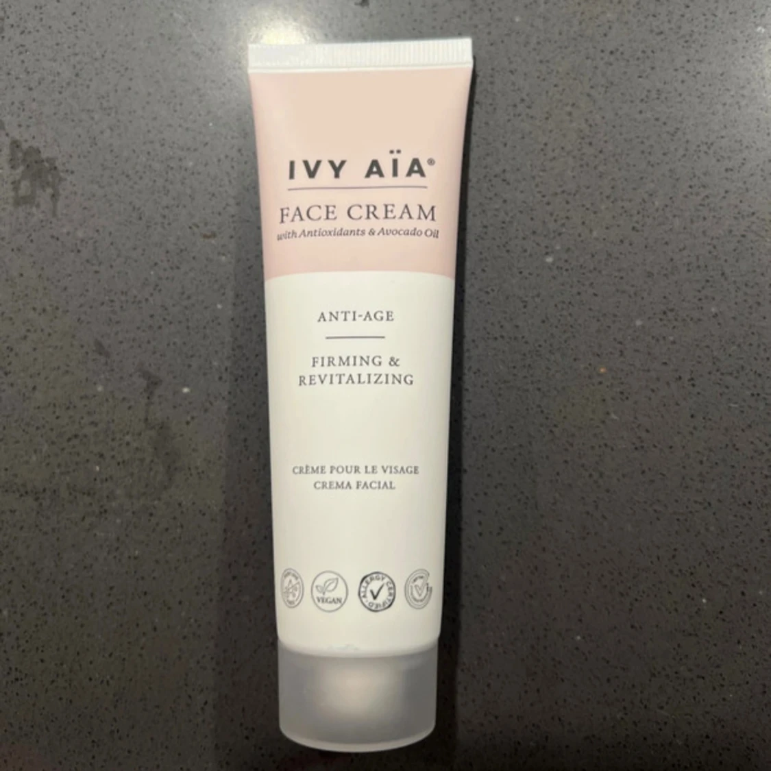 Face Cream från Ivy Aia
