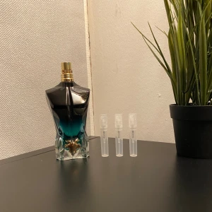 Jean Paul Gaultier le beau EDP - Olika storlekar, 1ml 23kr, 2ml 38kr, 3ml 57kr, 6ml 100kr, 9ml 130kr