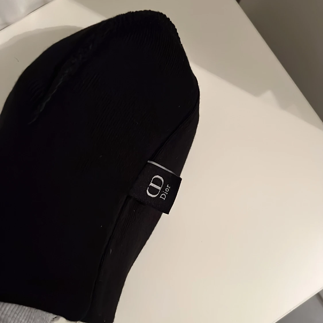 Svart Dior mössa med broderad logga - 2