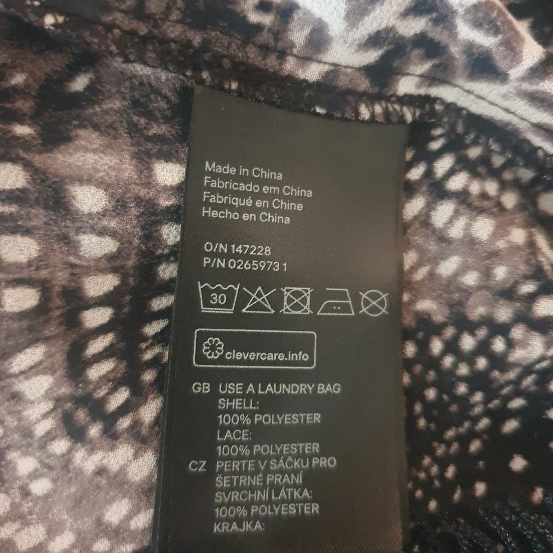 Underbar & läcker blus * Stl 36-38 * mått i text - 3