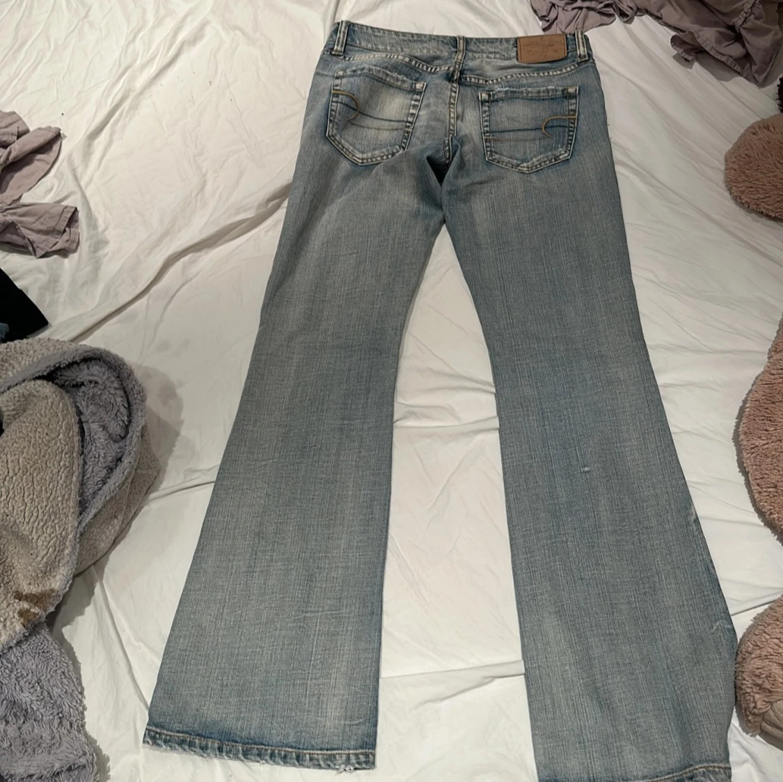 Lågmidjade bootcut jeans - 2