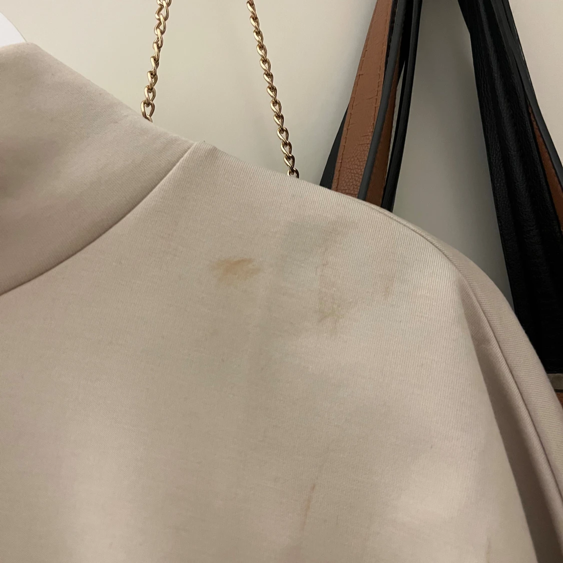 Beige polotröja från Carin Wester - 1