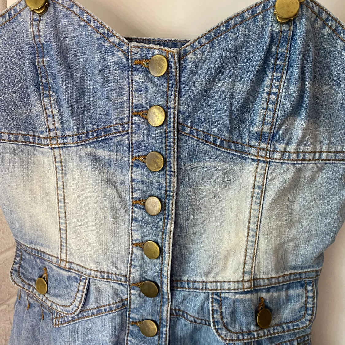 Jeansklänning med knappar från H&M - 2