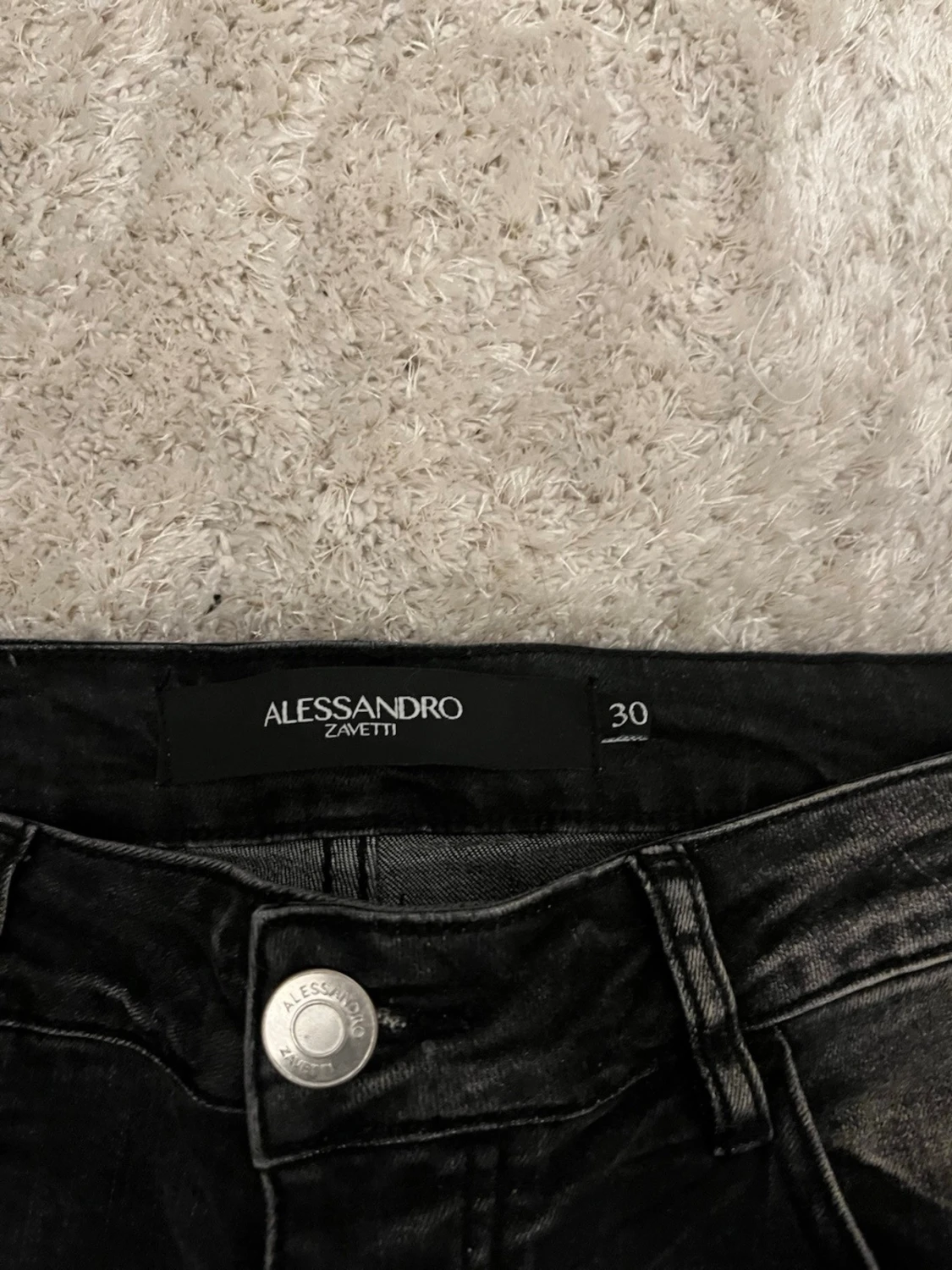 Svarta skinny jeans med slitningar - 2