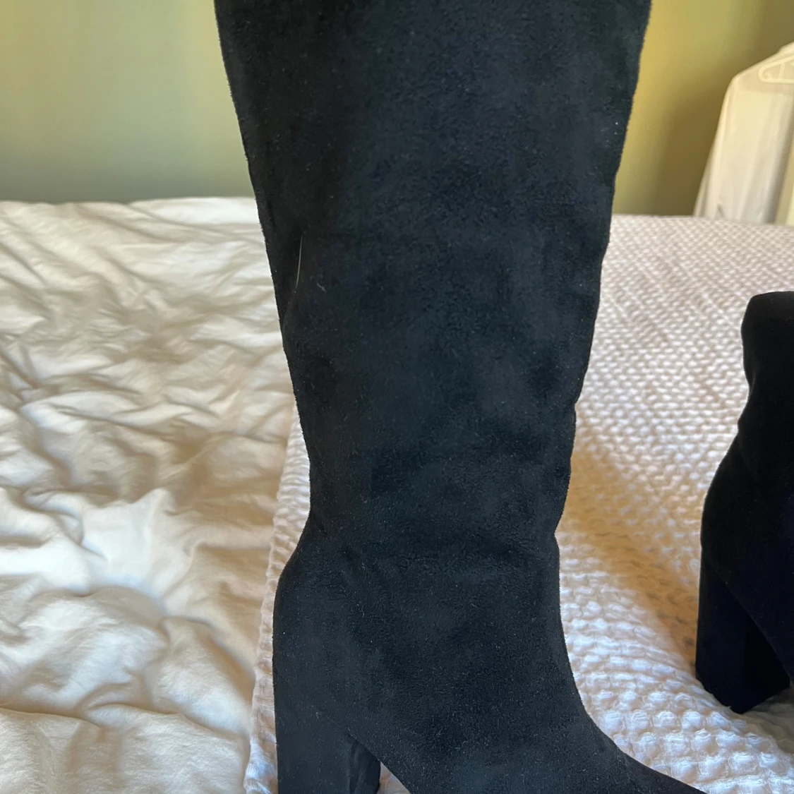 Svarta höga stövlar/boots med klack - 2