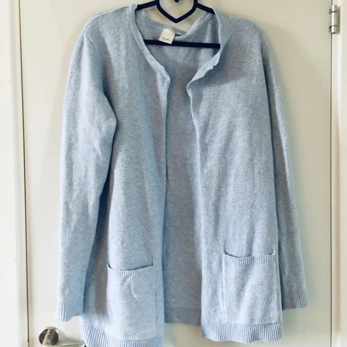 Ljusblå kofta från ICHI med fickor