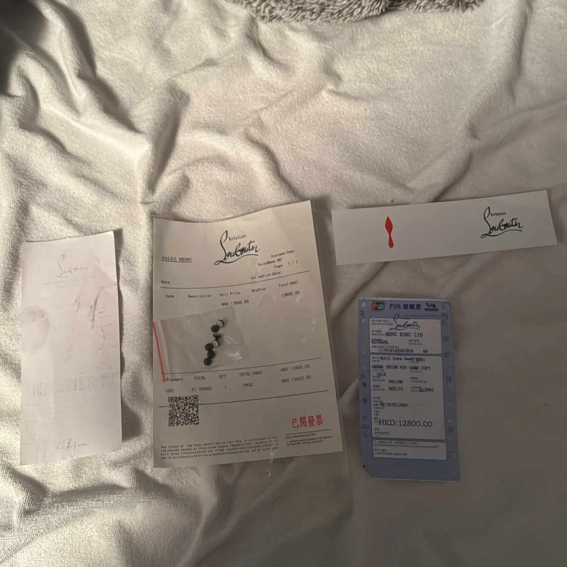 Christian Louboutin sneakers med nitar