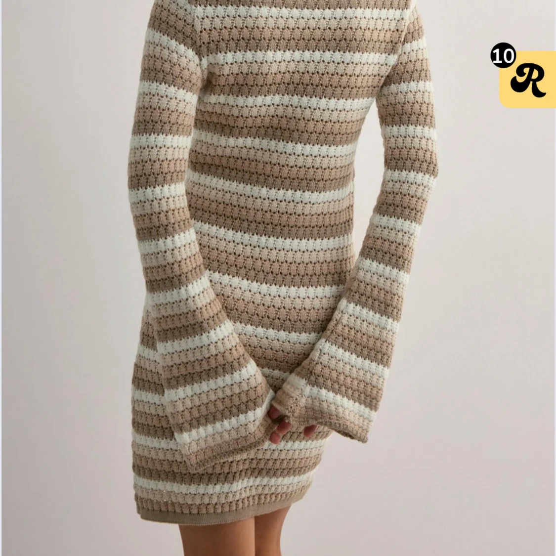 Randig stickad klänning - 1