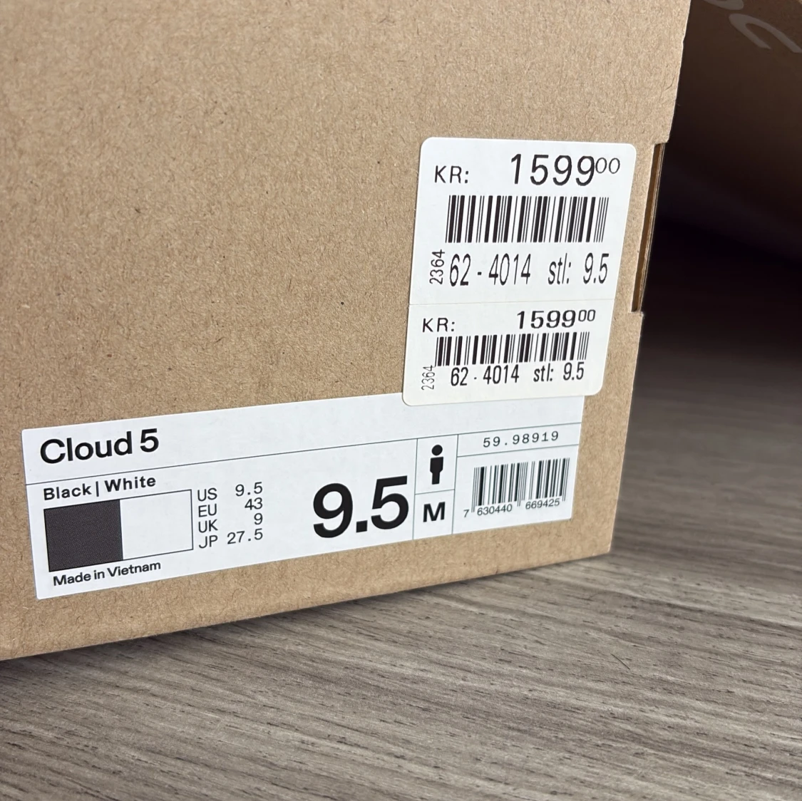 Svarta On Running sneakers EU 42.5 - 4