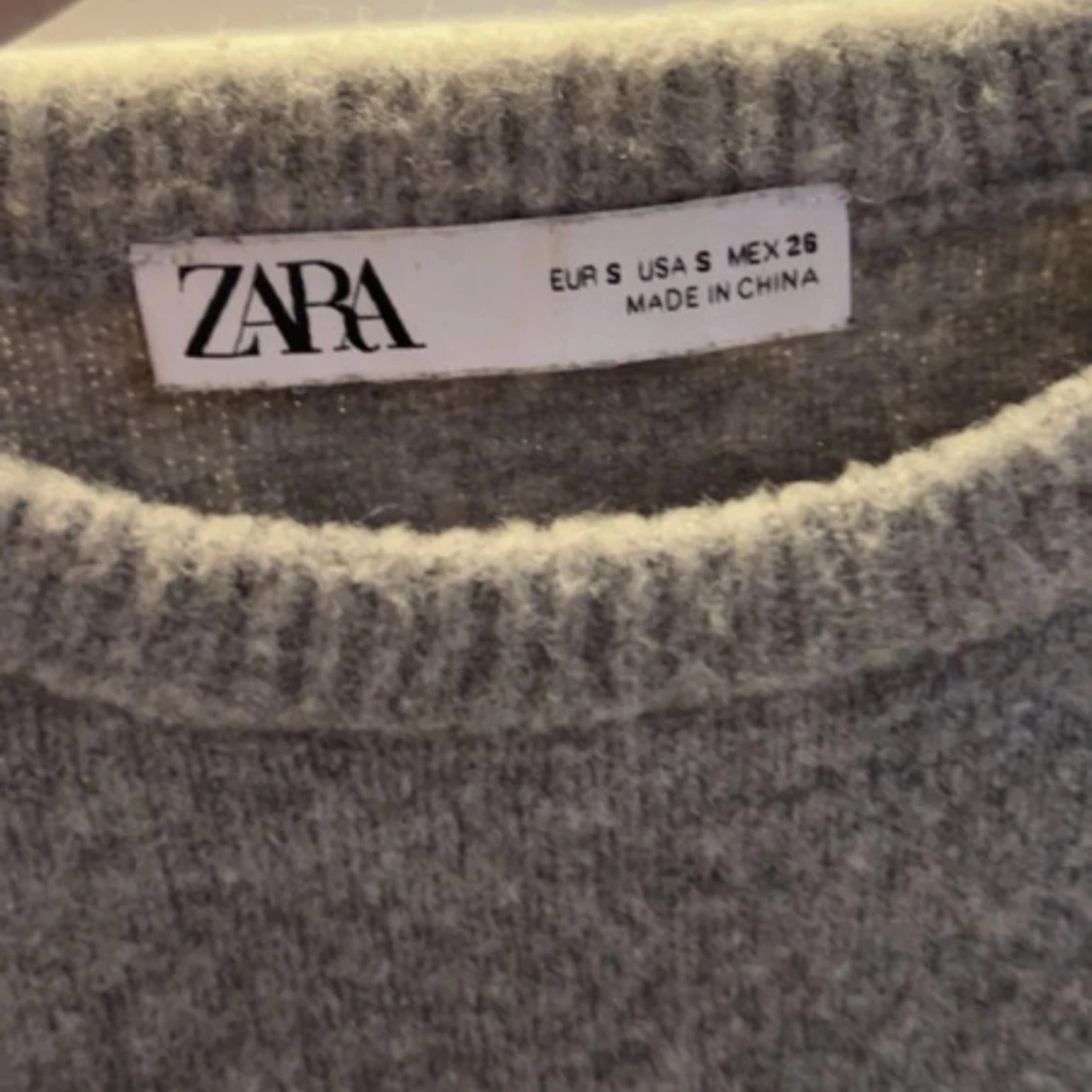 Grå stickad kortärmad tröja Zara - 1