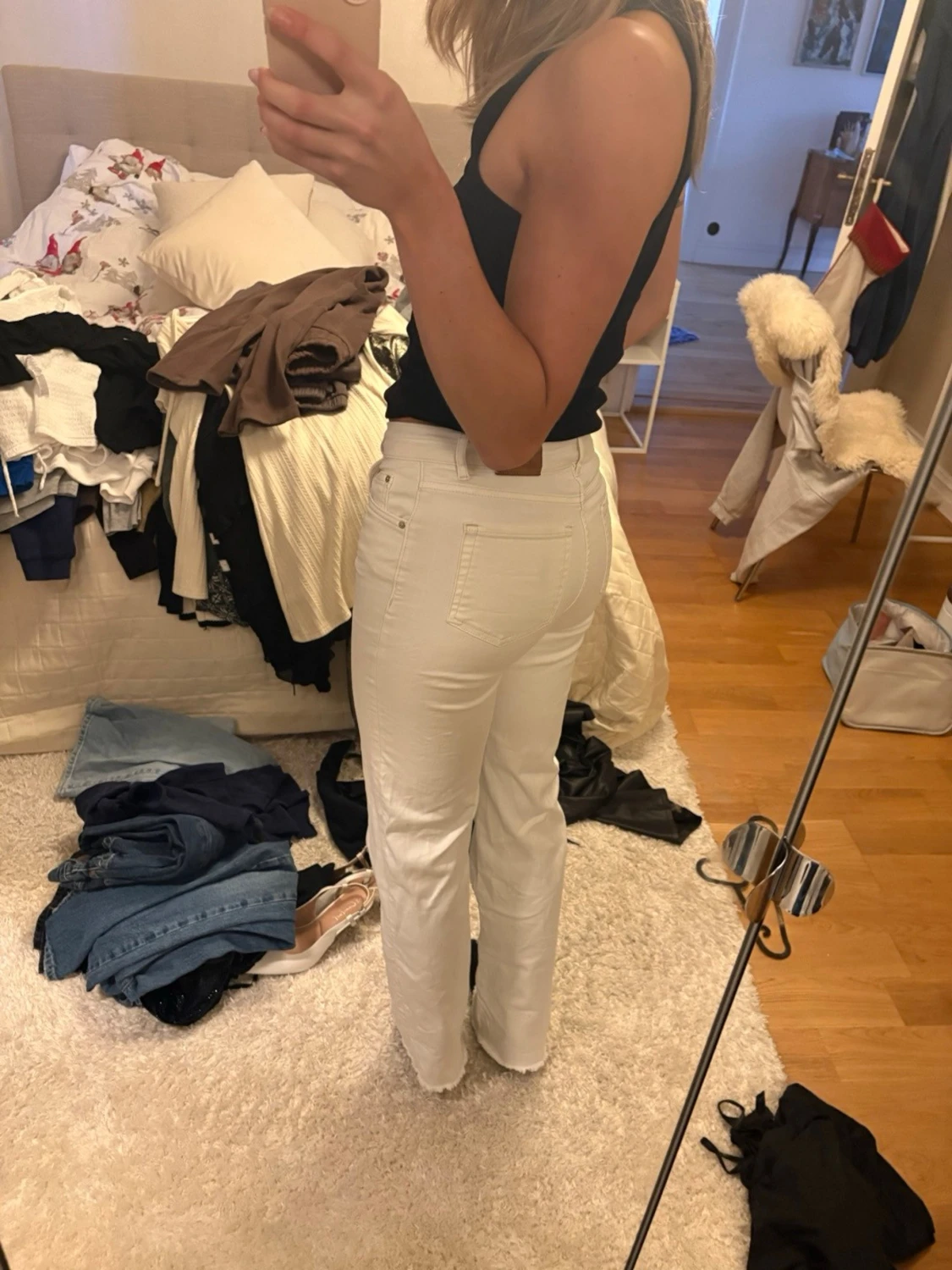 Vita raka jeans från Massimo Dutti - 1