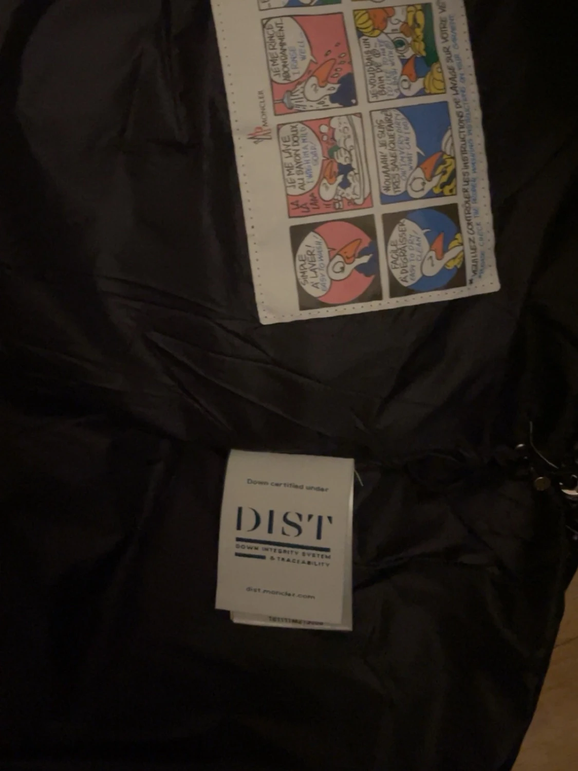 Svart Moncler pufferjacka med huva - 2