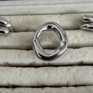 Rostfritt stål  - storlekar 6-7-8