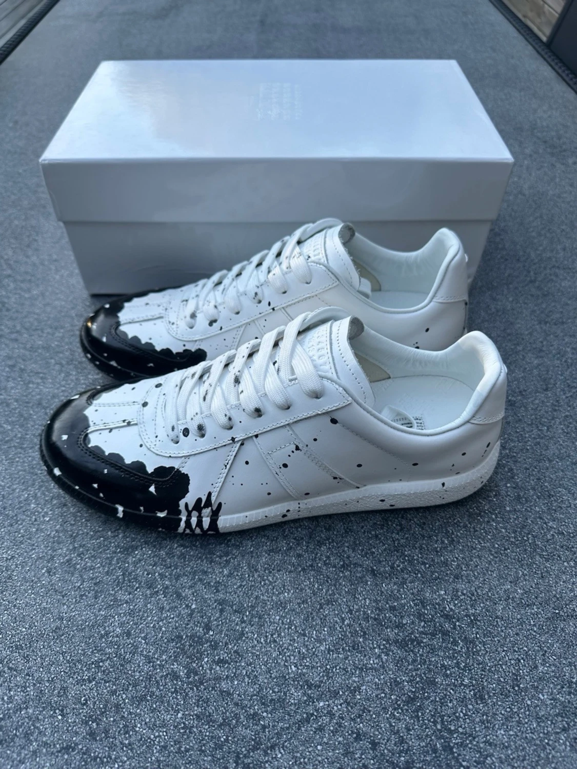 Maison margiela gats paint splatter
