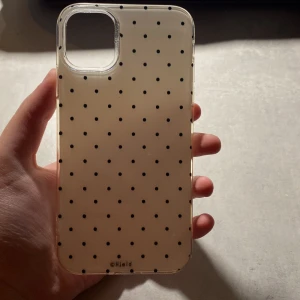 Prickigt mobilskal  - Suuuper gulligt mobilskal till iPhone 11💘 säljer då jag precis beställt en ny telefon☺️