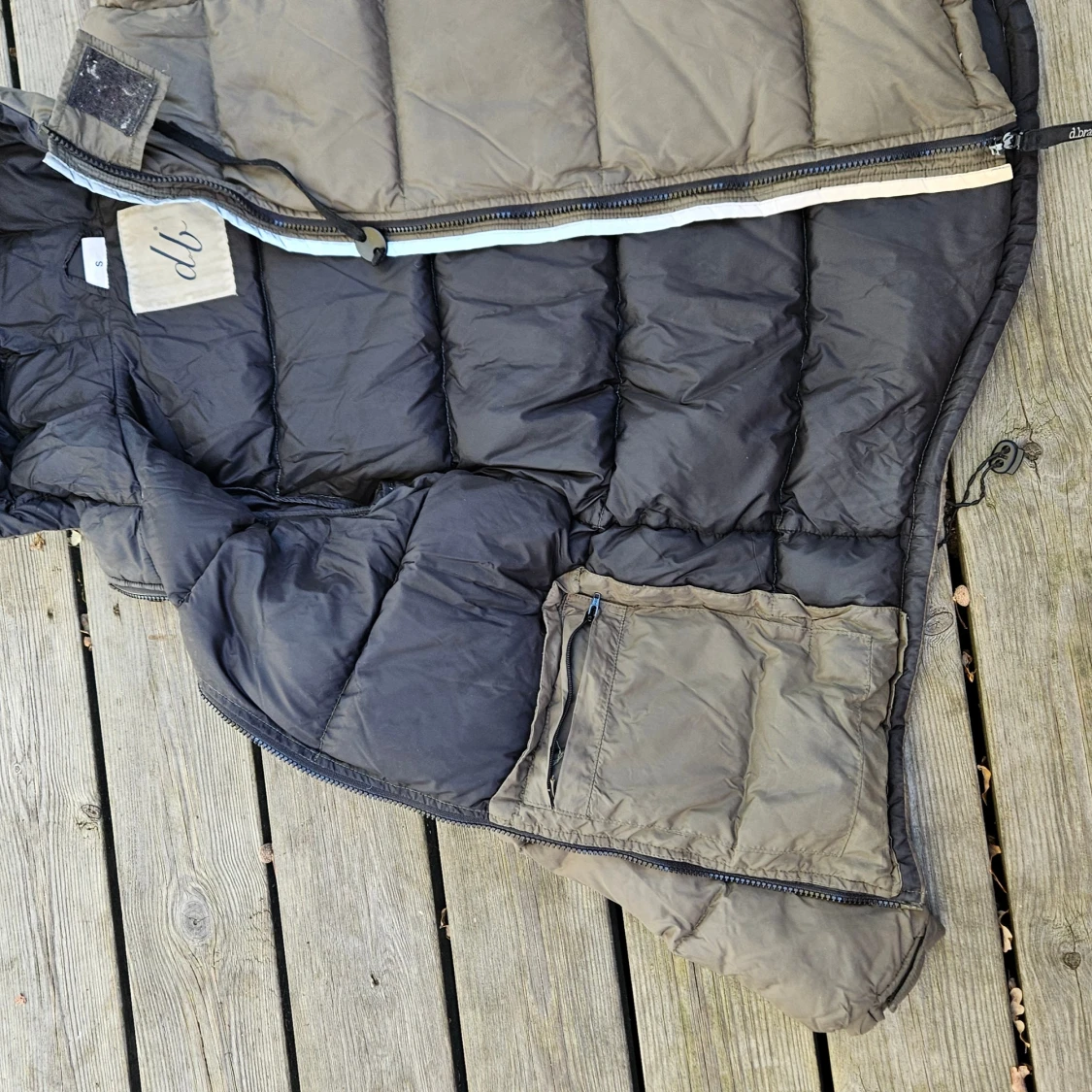Dbrand jacka - äkta dun - 2