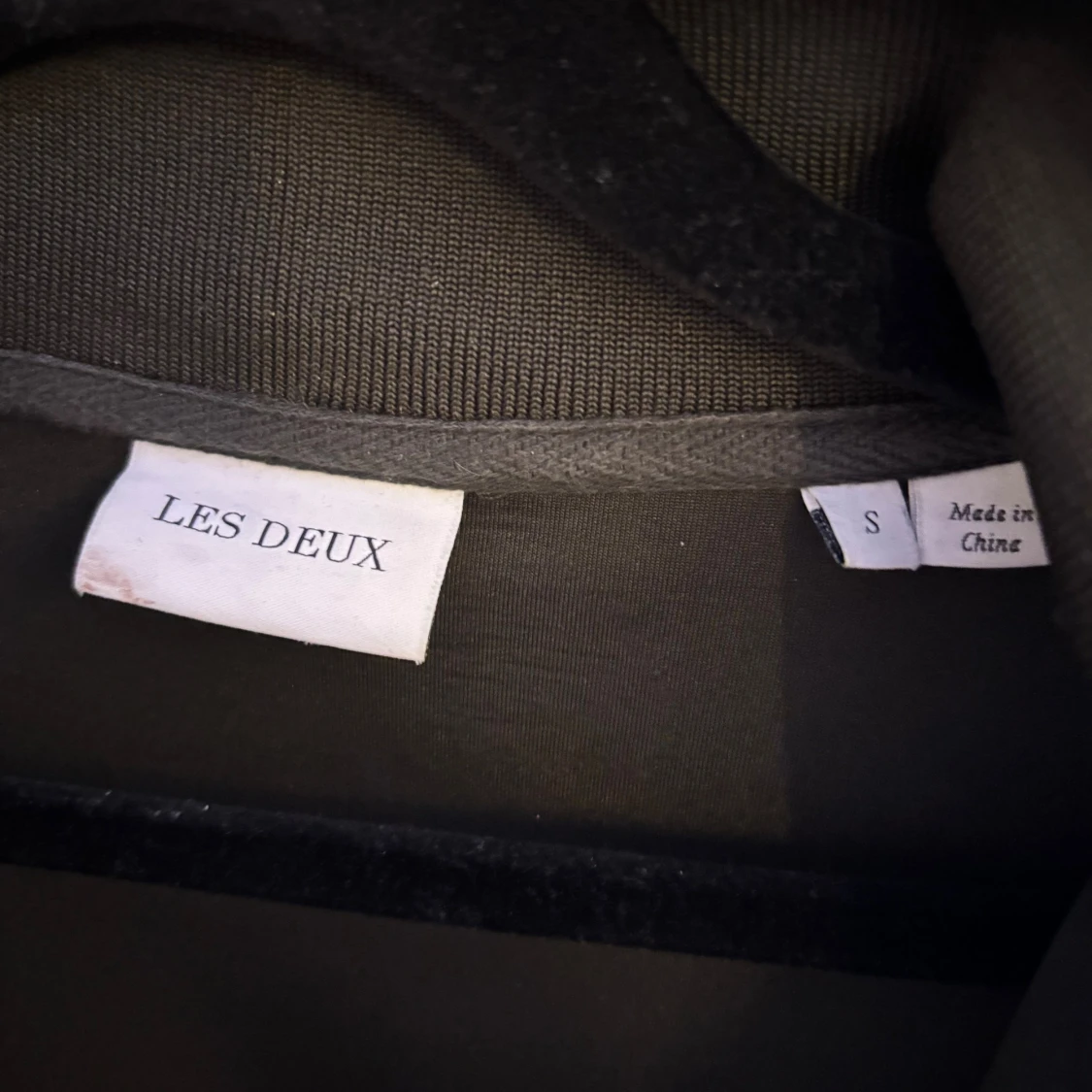 Les duex tröja  - 3