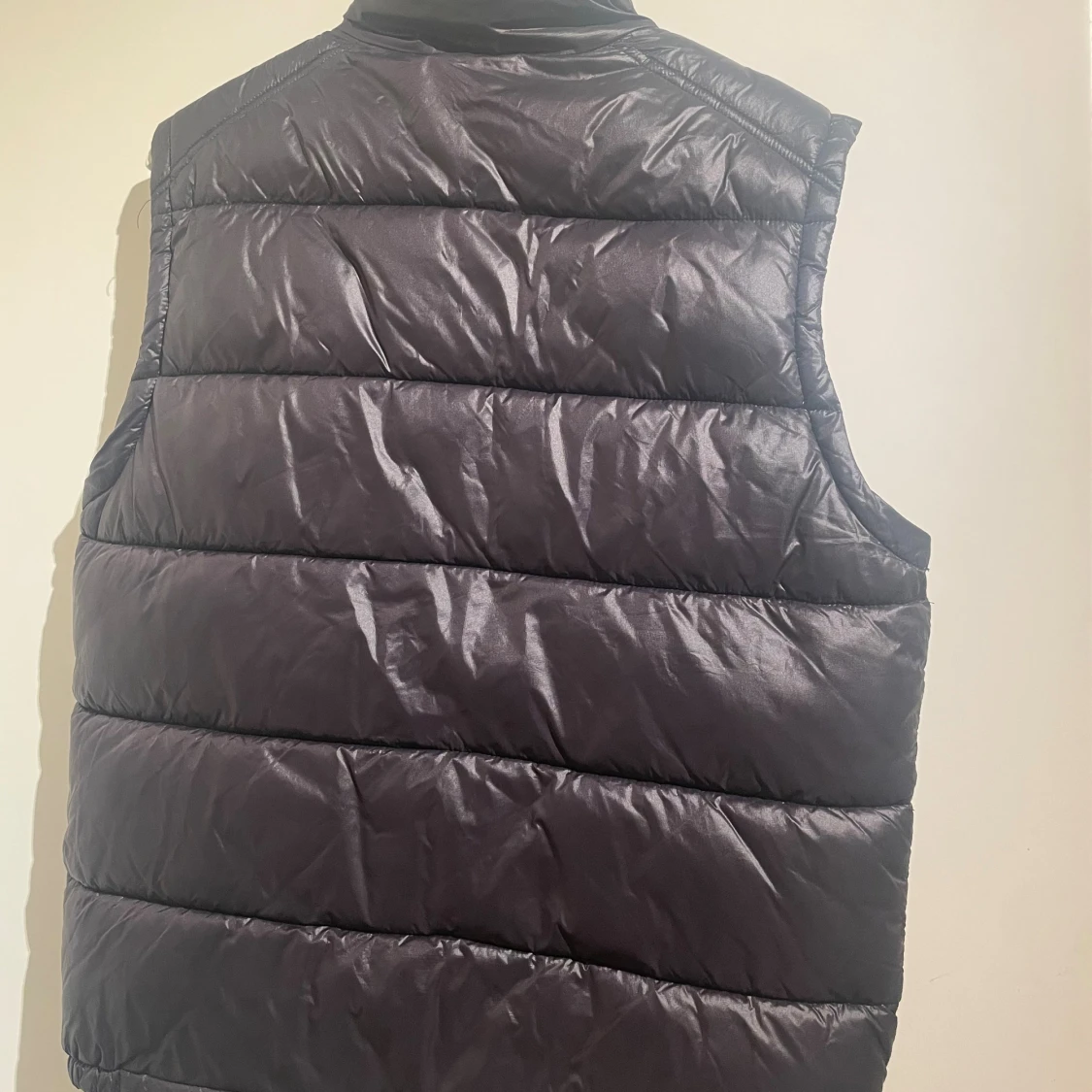 Svart dunväst från Moncler - 1