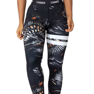 Stronger tights   - Snygga tights med mönster från stronger! Som nya bara använda få gånger.                                   Stolek XS men passar även S!