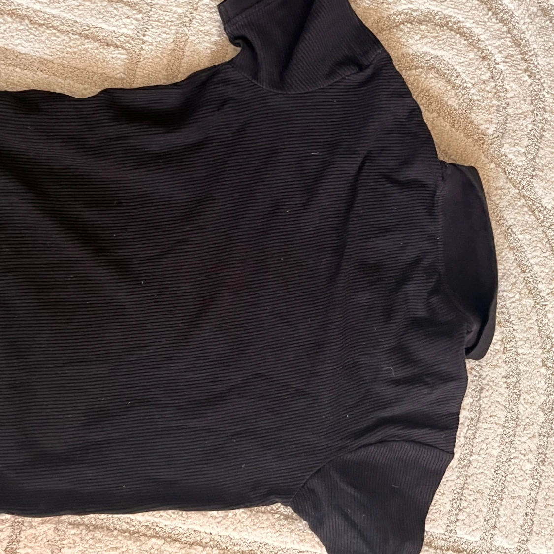 Svart ribbad pikétröja från Zara - 1