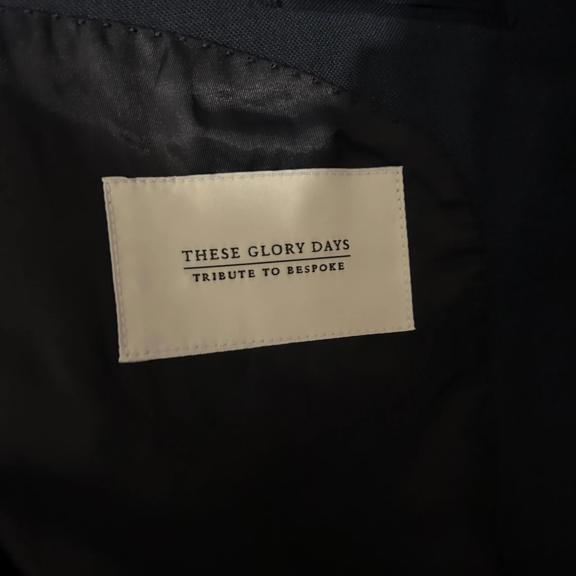 Mörkblå kostymbyxor These Glory Days - 3