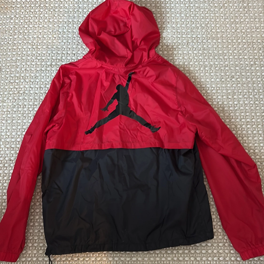 Röd och svart Jordan vindjacka - 1