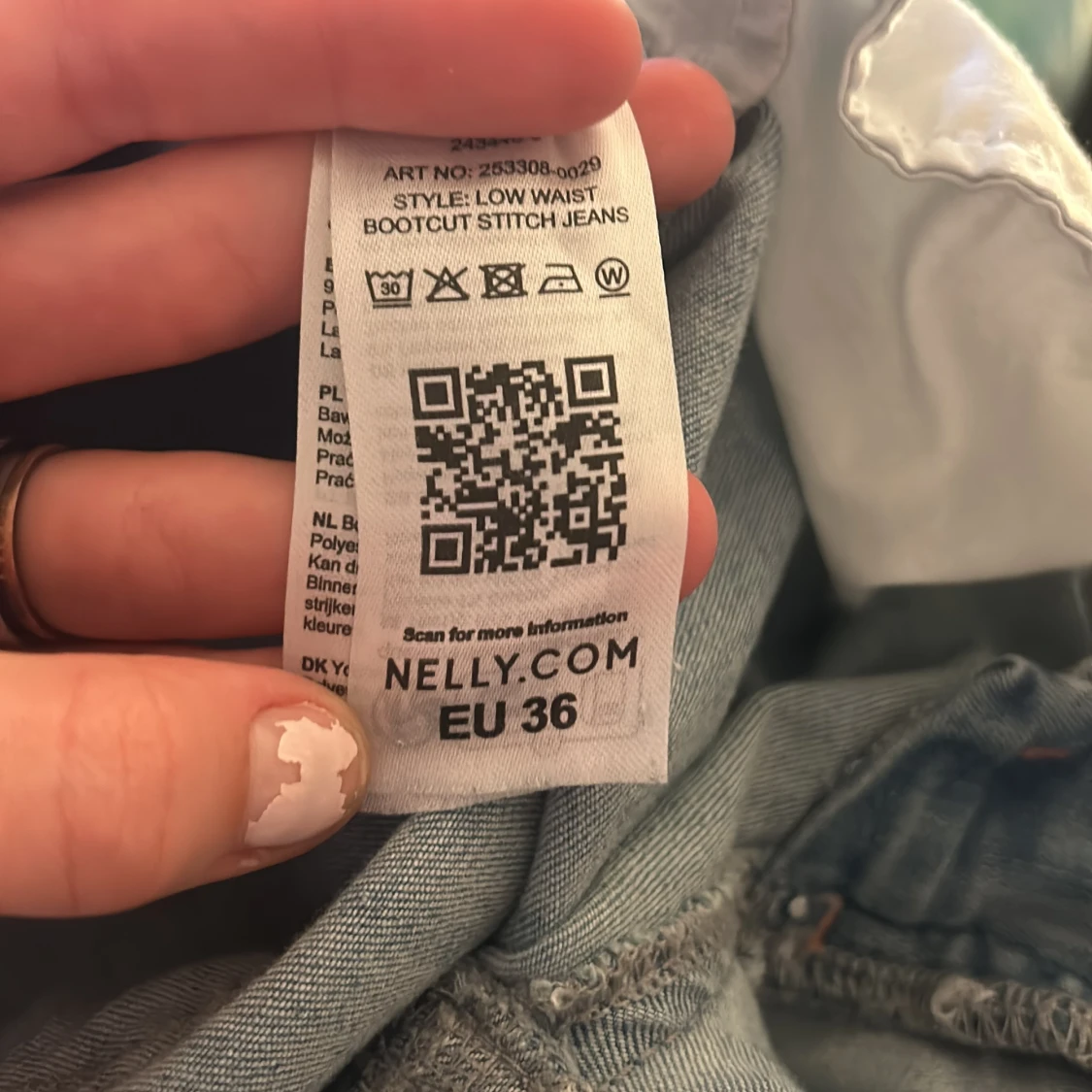 Ljusblå bootcut jeans från Nelly - 4