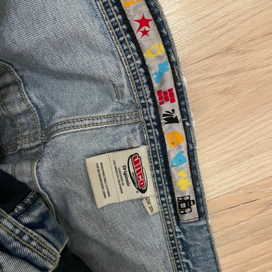 JNCO wide jeans med brodyr, 26" - 2