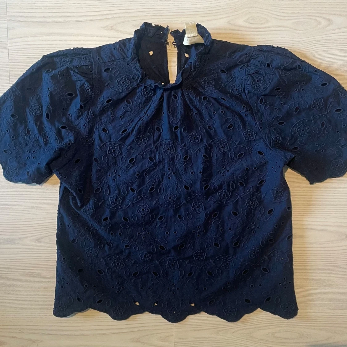 Mörkblå spetstopp - 2