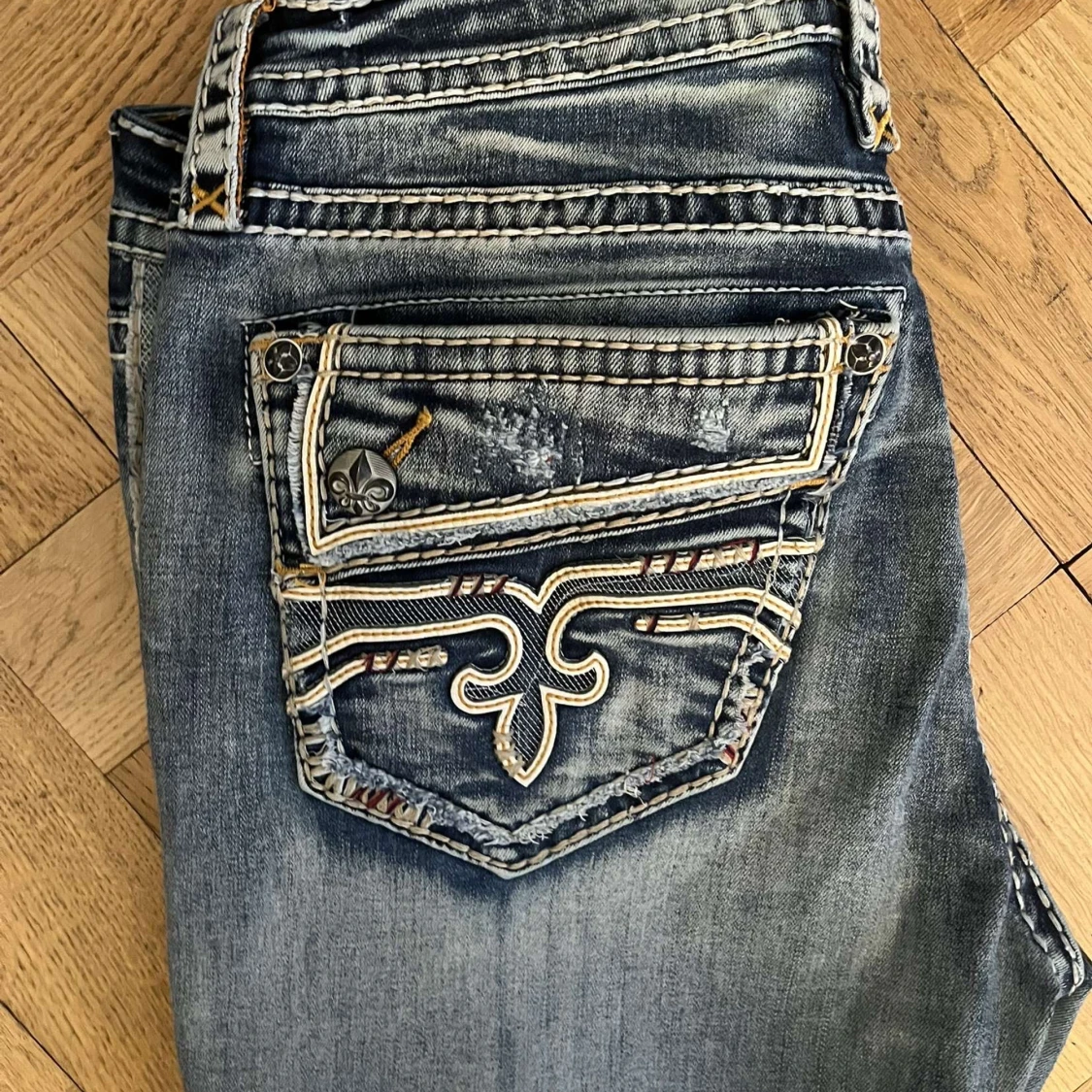 Vintage rock revival jeans - 3