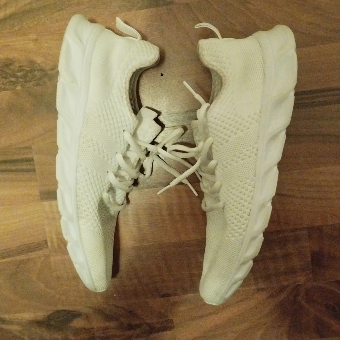 Vita sneakers med stickad ovandel - 2