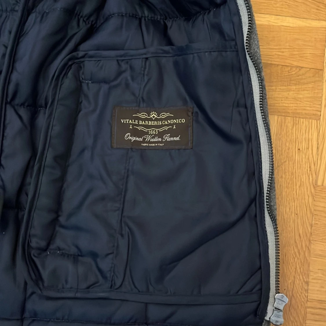 	Exklusiv Berkeley väst i italiensk ullflanell, Medium - 92