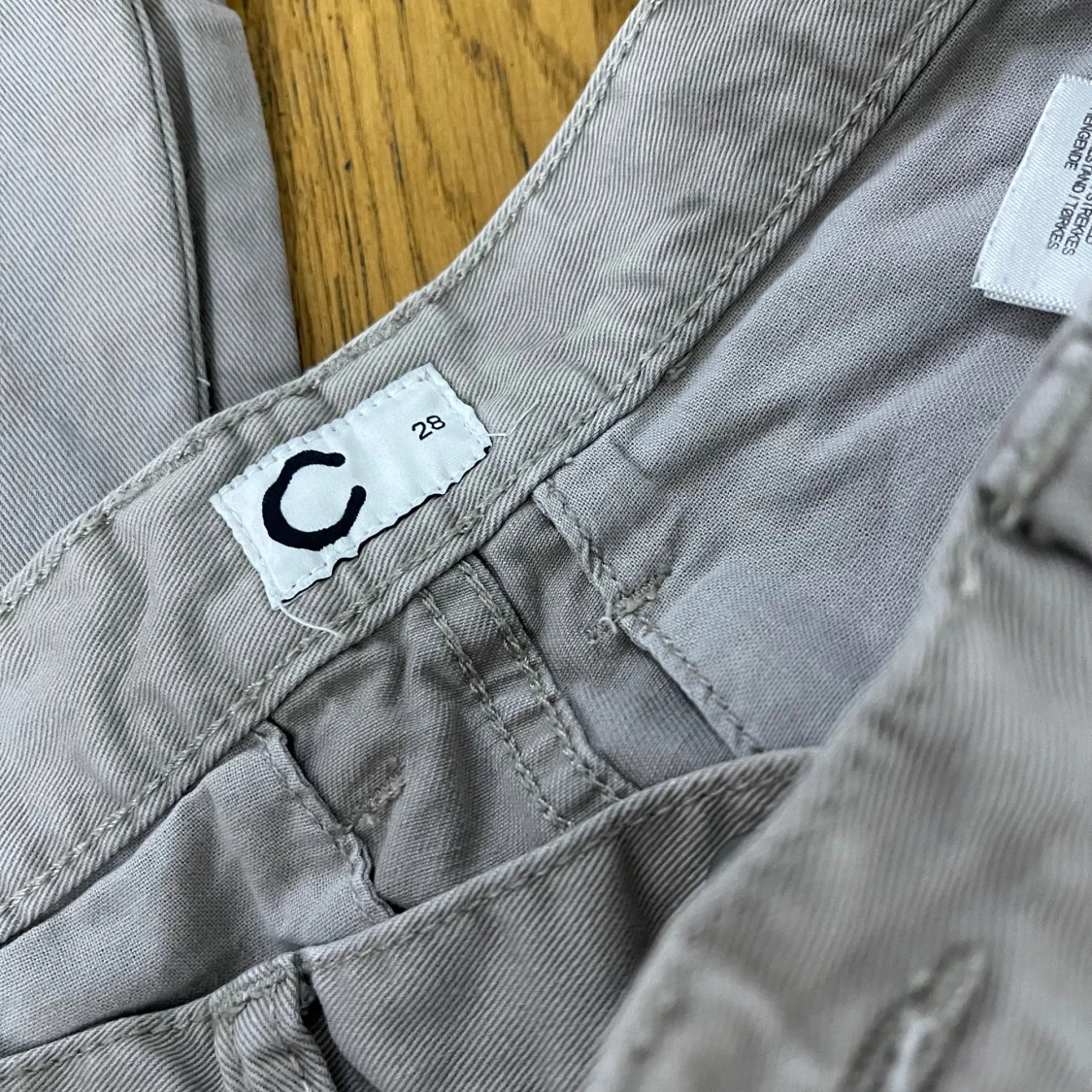 Grå cargopants med raka ben - 4