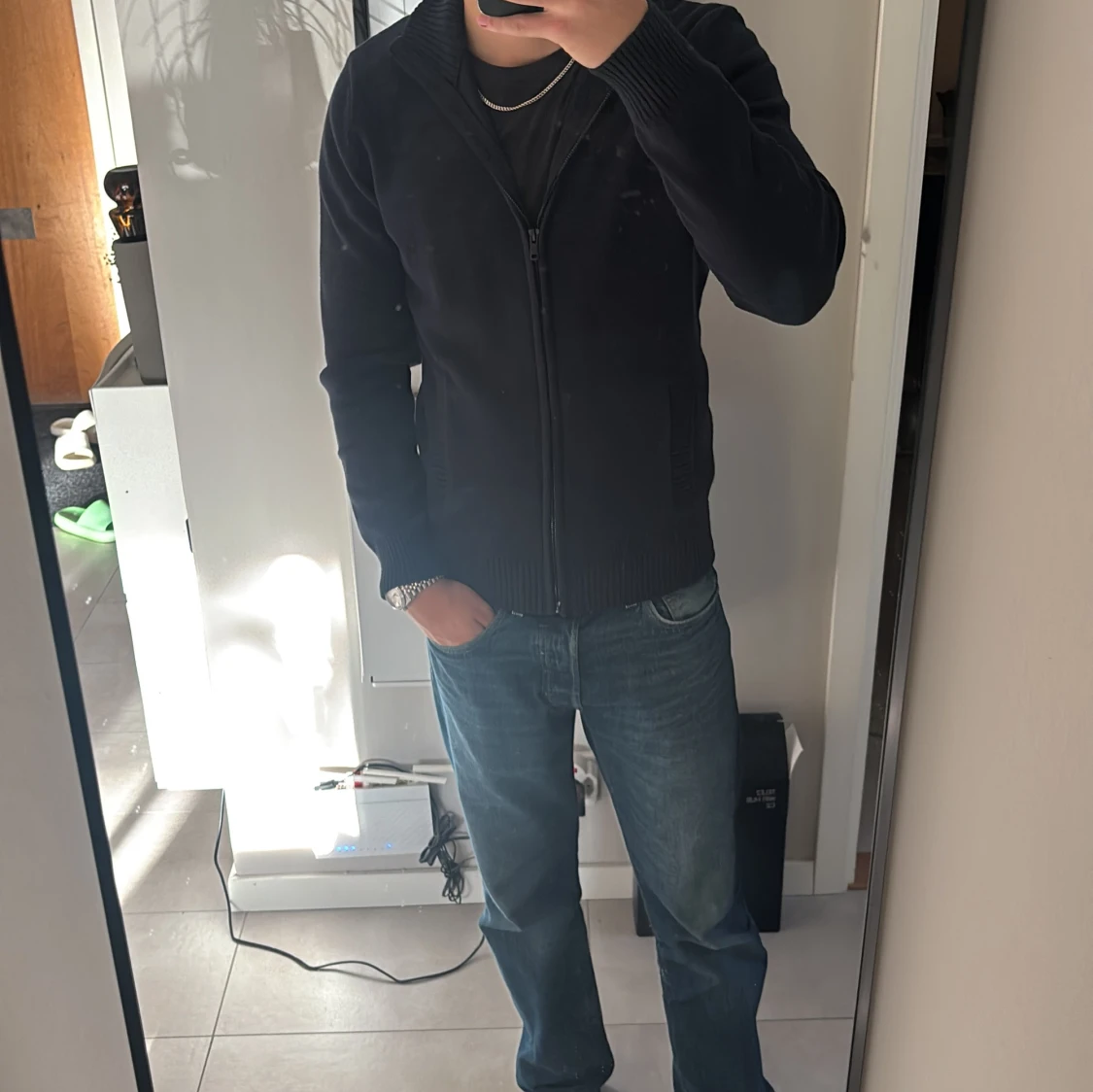 Mörkblå stickad kofta med dragkedja - 1