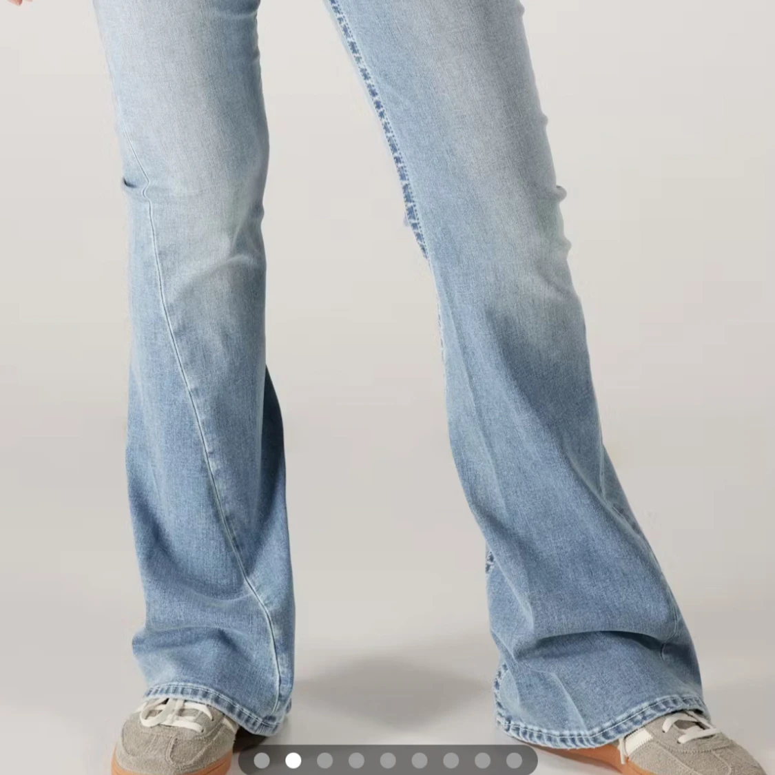 True Religion ljusblå flare jeans - 2