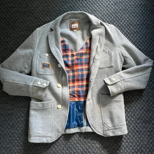Vintage Diesel Jacket/Cardigan - A very nice and lovely Vintage Authentic Jacket. It is comfortable and in good quality. No damage or dirt on it! I’m 175 cm and 75 kg and it fits me good / a little big