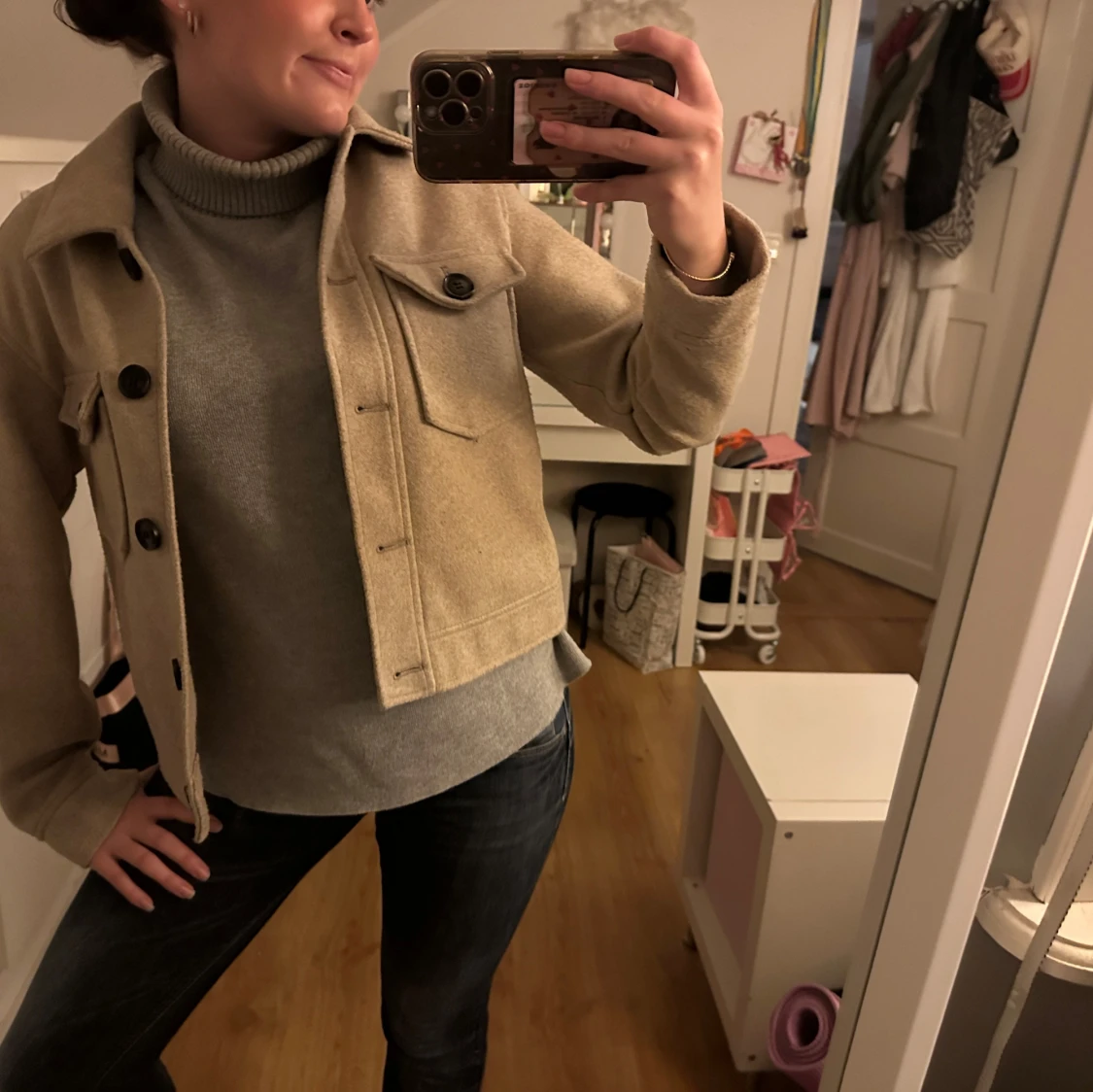 Beige jacka  Vero Moda