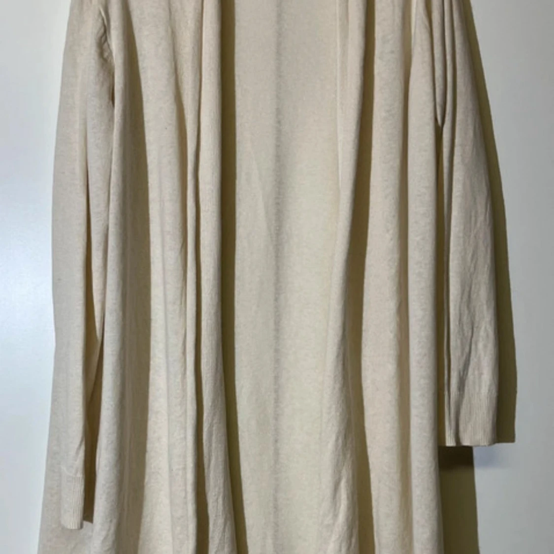 Beige långärmad kofta KappAhl