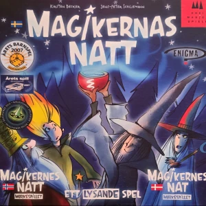 Magikernas natt - Magikernas natt är ett spännande och prisbelönt brädspel där du och dina vänner tävlar som magiker i en magisk natt. Med självlysande spelpjäser och mystiska utmaningar blir varje spelomgång ett äventyr. Perfekt för dig som gillar fantasy och magi!