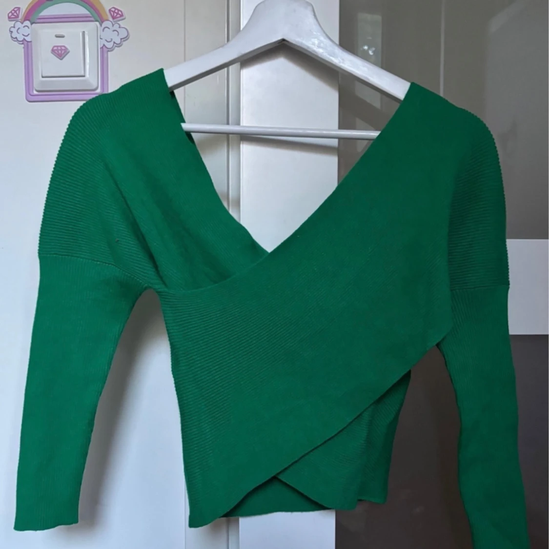 Grön omlottopp från MNG, stl M