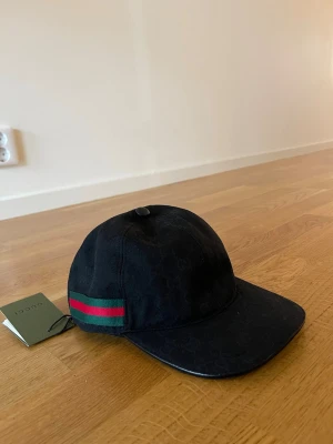 Keps - Hej, fick nu en retur på en keps i storlek L (onesize) så finns en artikel av er favorit produkt 😎, självklart helt ny med lappar