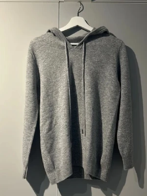 Kashmir hoodie - Priset ej hugget i sten