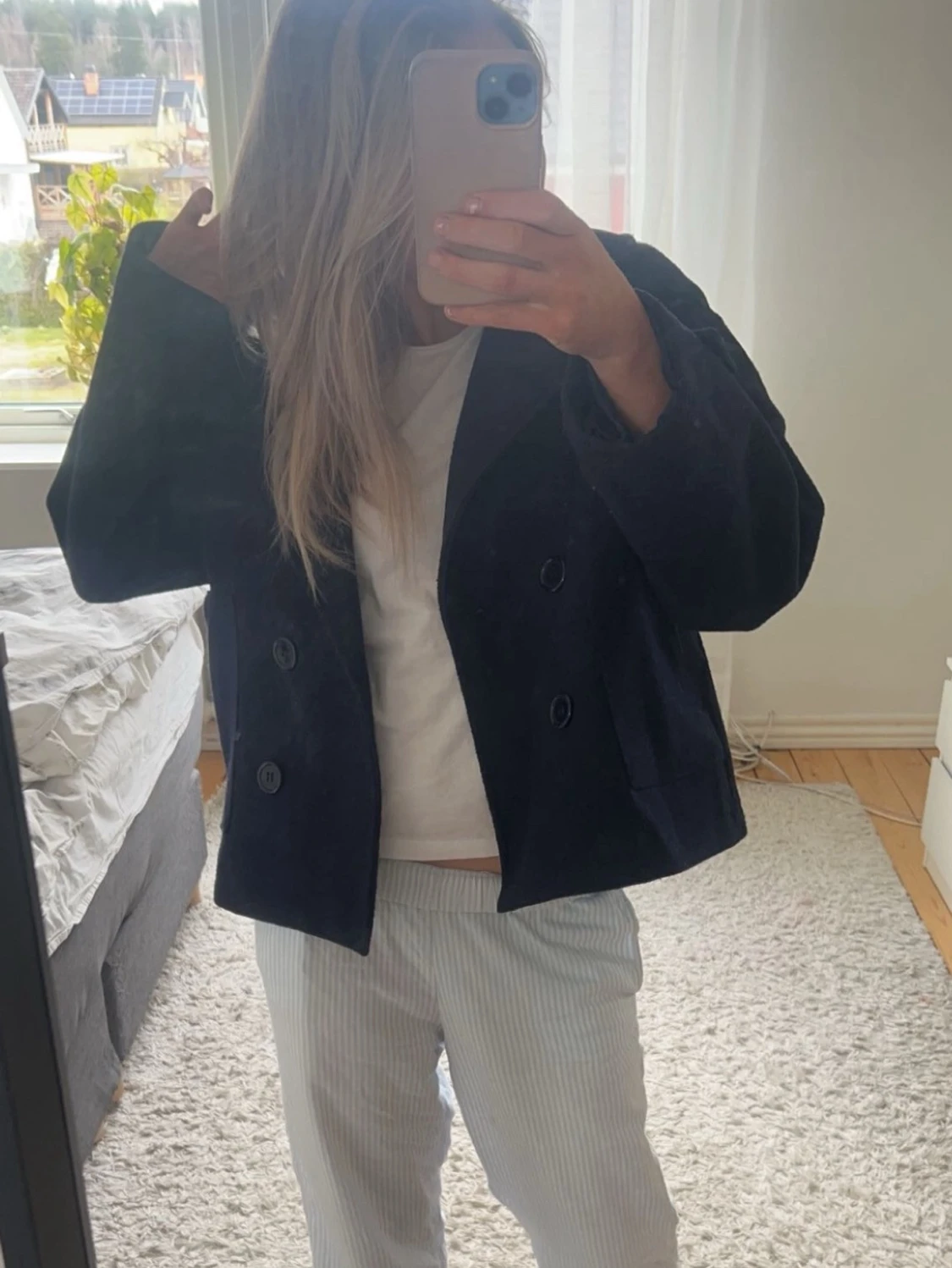 Jättefin mörkblå kappa  - 1