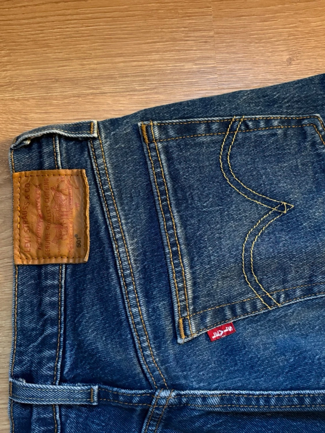 Mörkblå Levis Jeans - 5