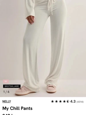 My chill pants Nelly - Säljer de populära ”my chill pants” från Nelly. Helt nya endast testade. Säljer pga att de inte passar mig. Nypris 350kr. 💞💞