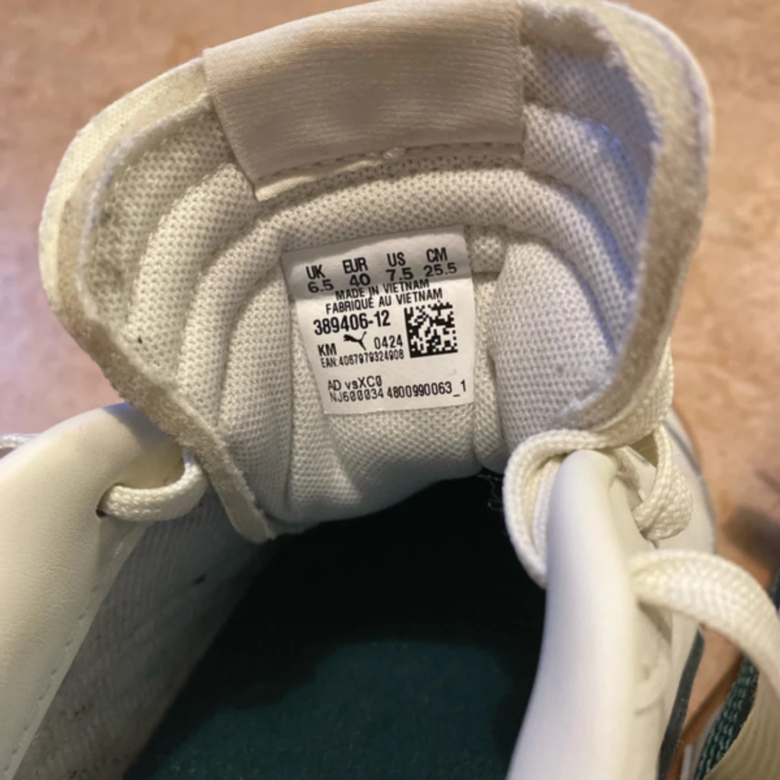 Puma CLUB 5v5 Unisex Green and White sneakers - 2