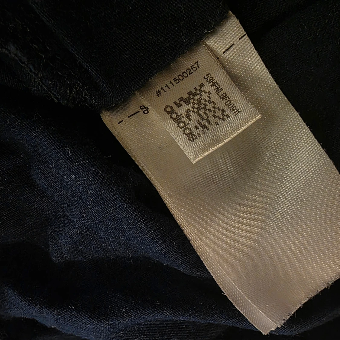 Mörkblå Adidas linne med gul logga - 3