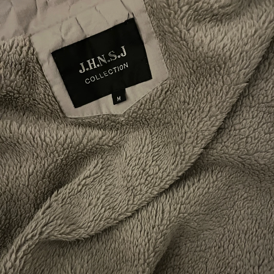 Ljus Beige jacka från J.H.N.S.J Collection - 2