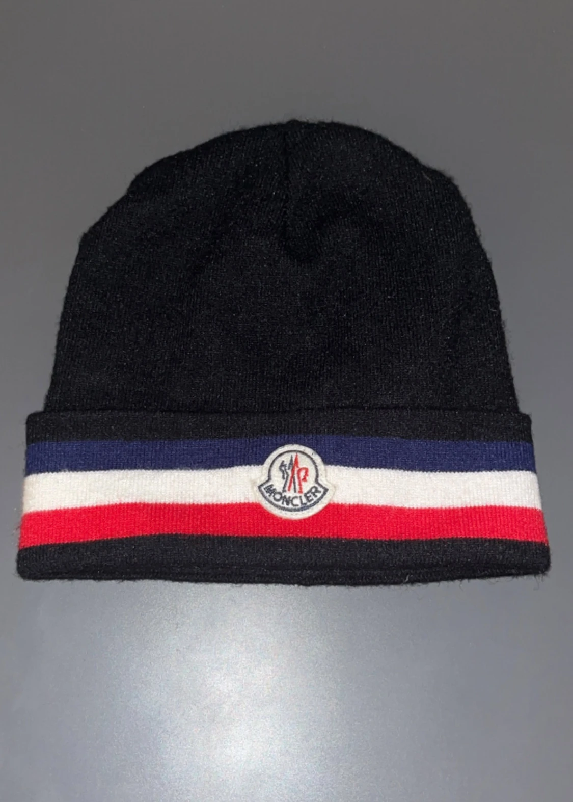 Svart Moncler mössa