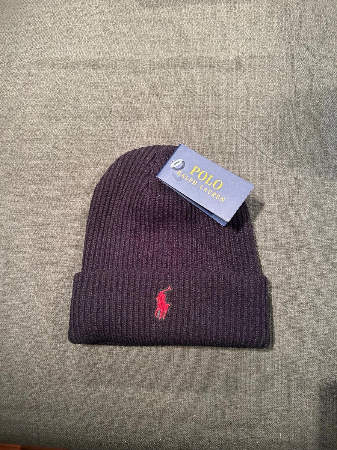 Svart ribbad mössa från Polo Ralph Lauren